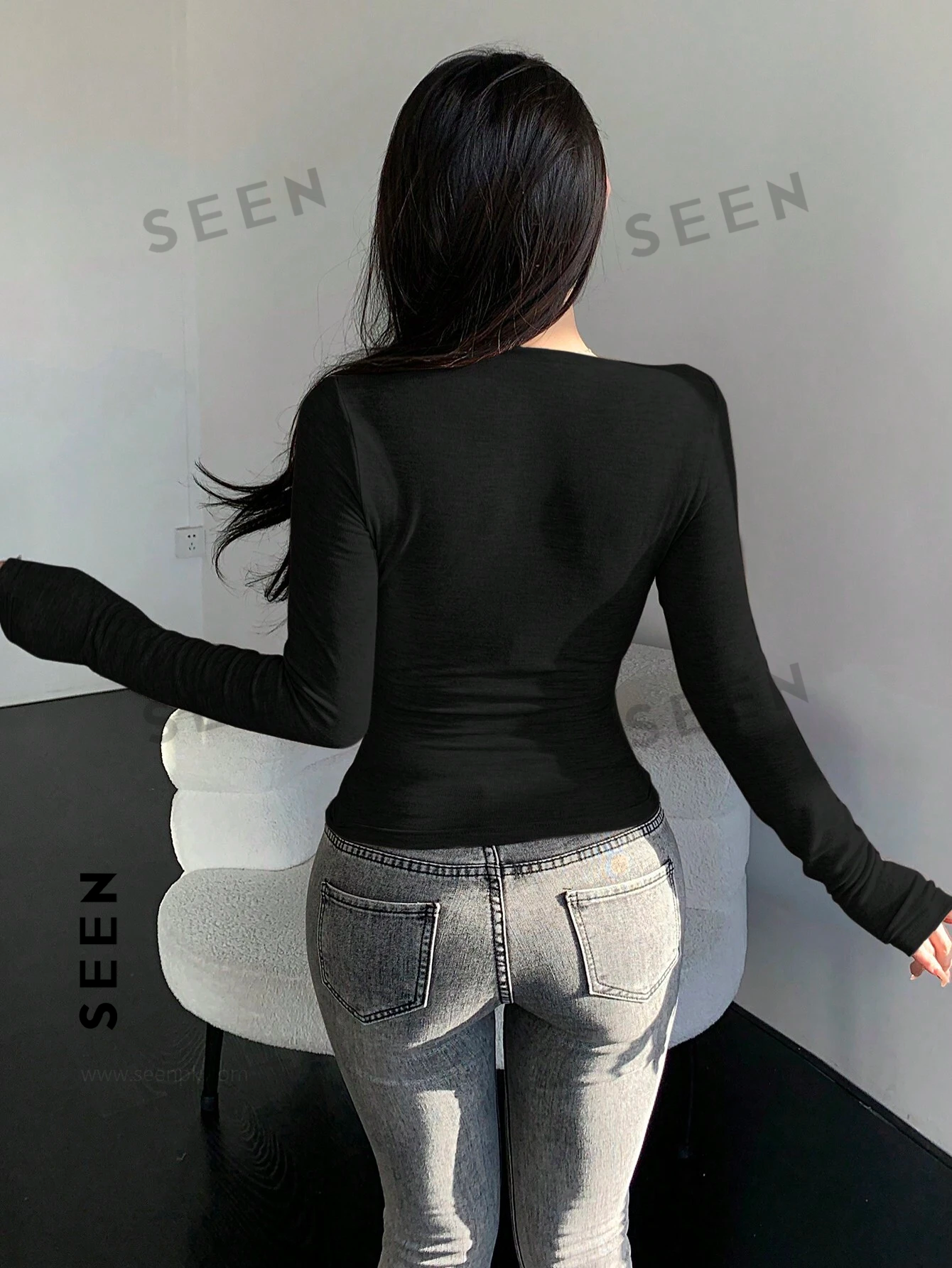 Slim Fit Cropped Long Sleeve T-Shirt