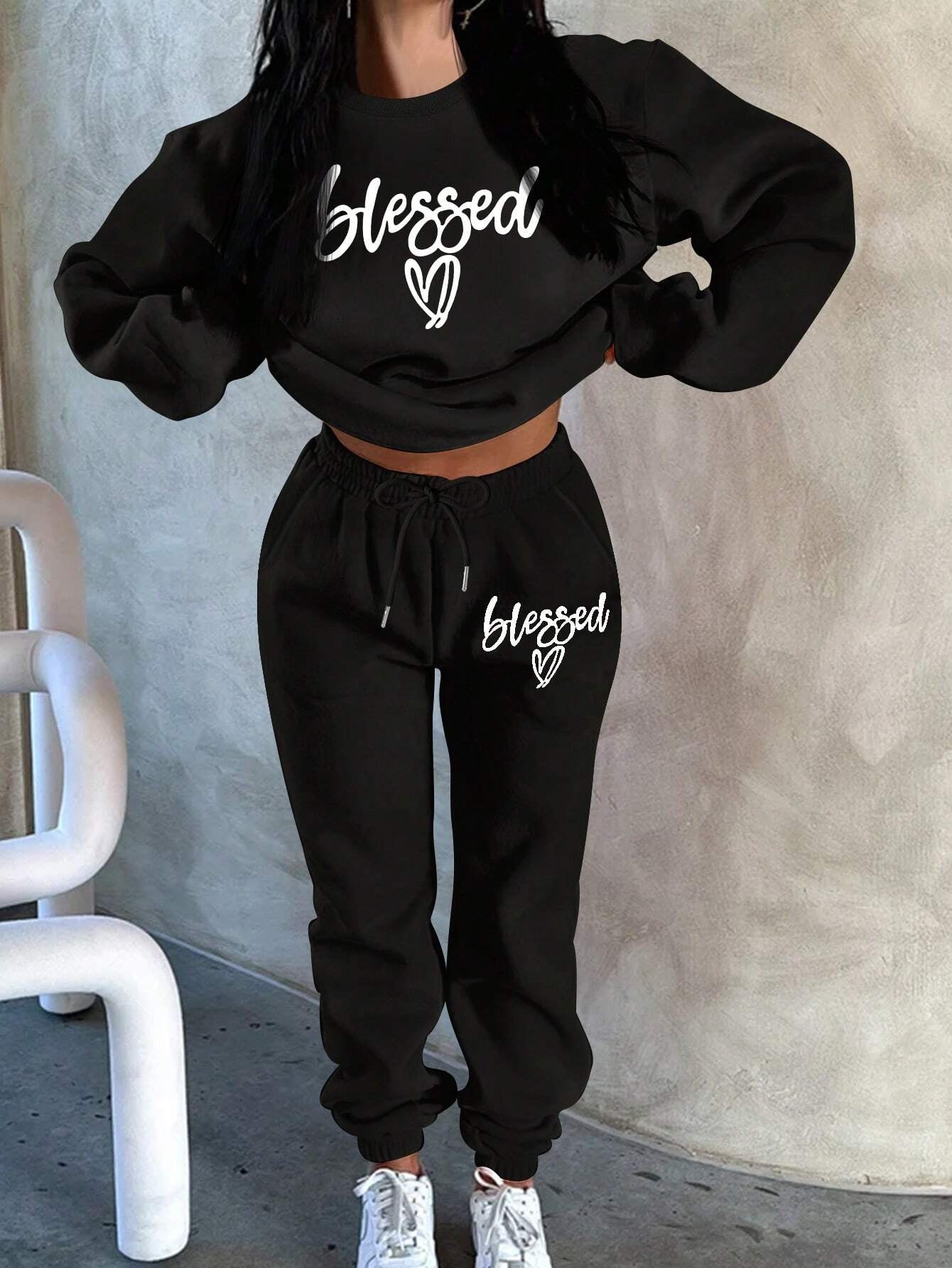 Two-Piece Fashion Warm Plus Fleece Round Neck Sweatshirt + Sports Sweatpants Simple Letter Print