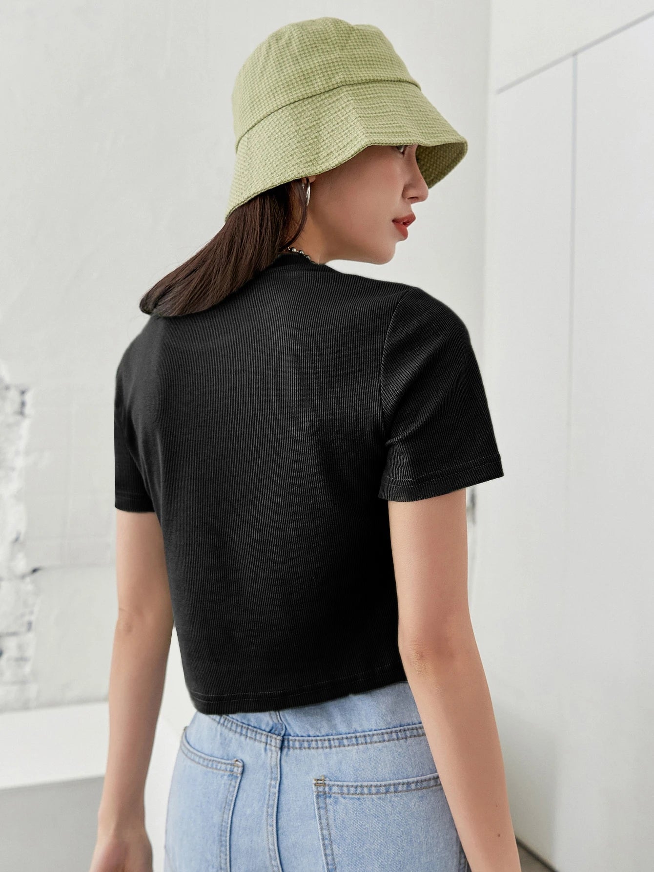 Solid Rib-knit Crop Tee