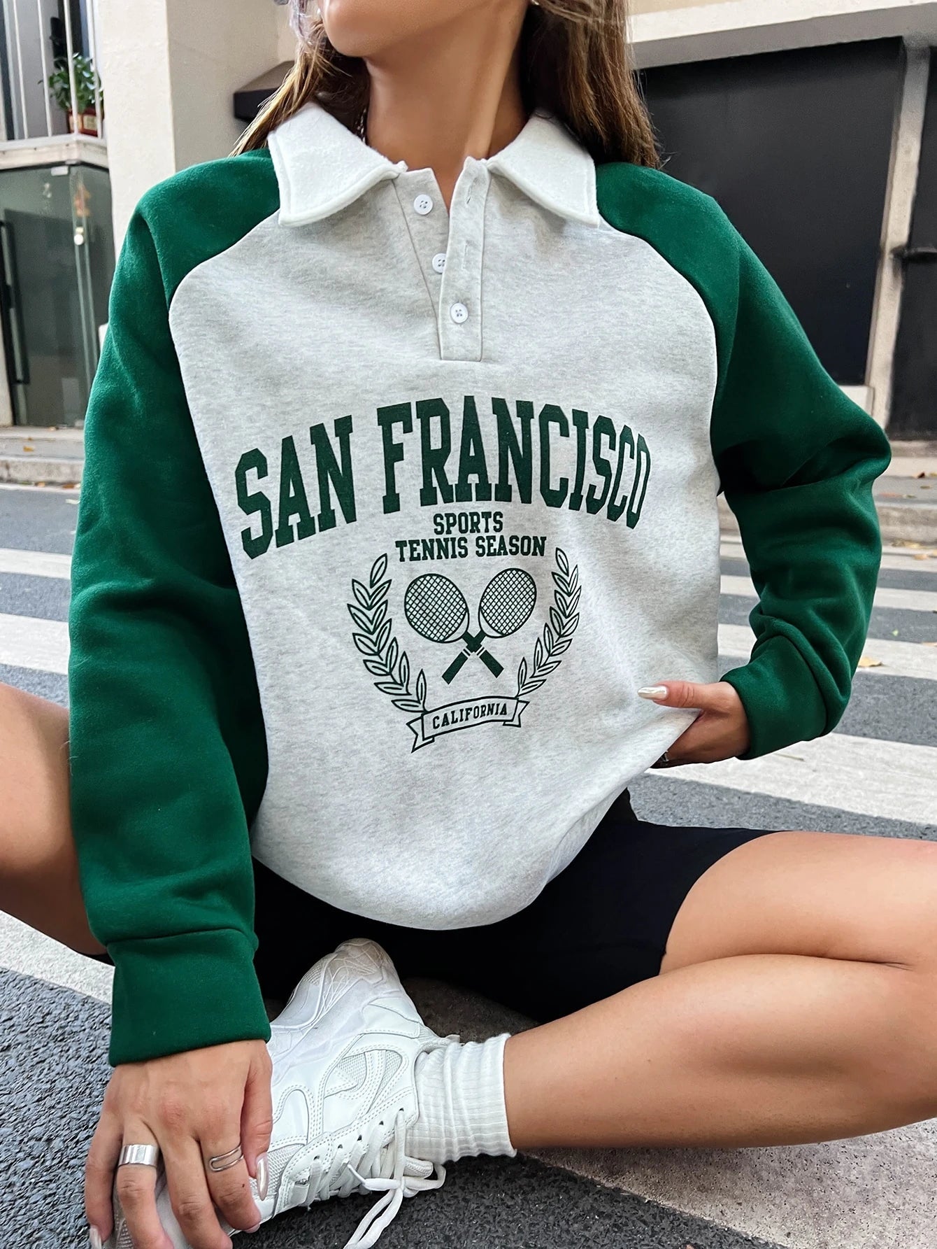 Letter Graphic Contrast Collar Raglan Sleeve Polo Neck Sweatshirt