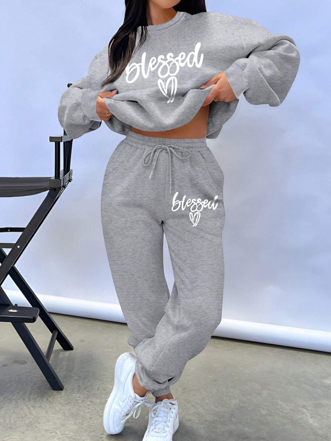 Two-Piece Fashion Warm Plus Fleece Round Neck Sweatshirt + Sports Sweatpants Simple Letter Print