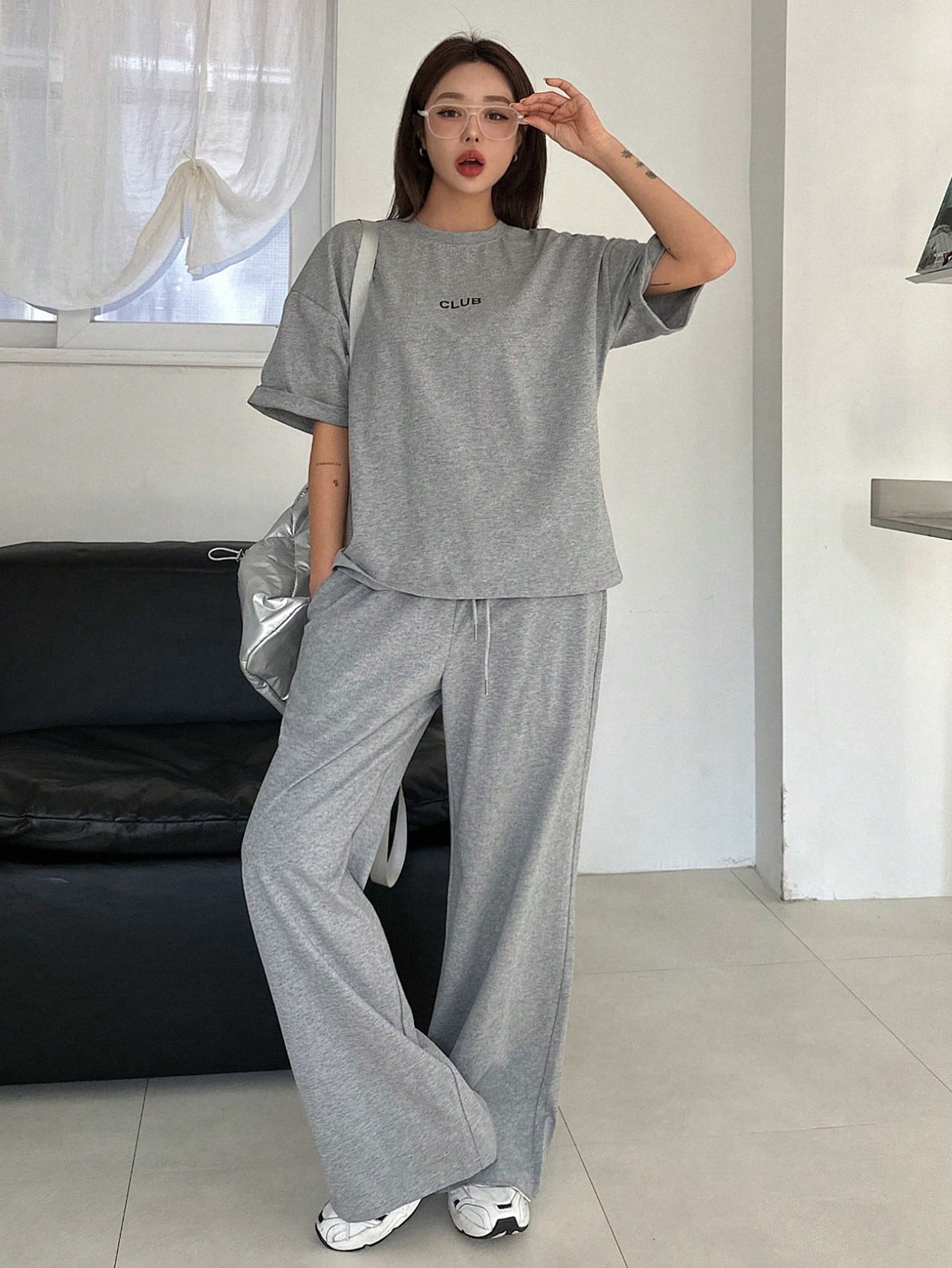 2pcs/Set Women Letter Print Loose Fit Crew Neck T-Shirt And Drawstring Pants