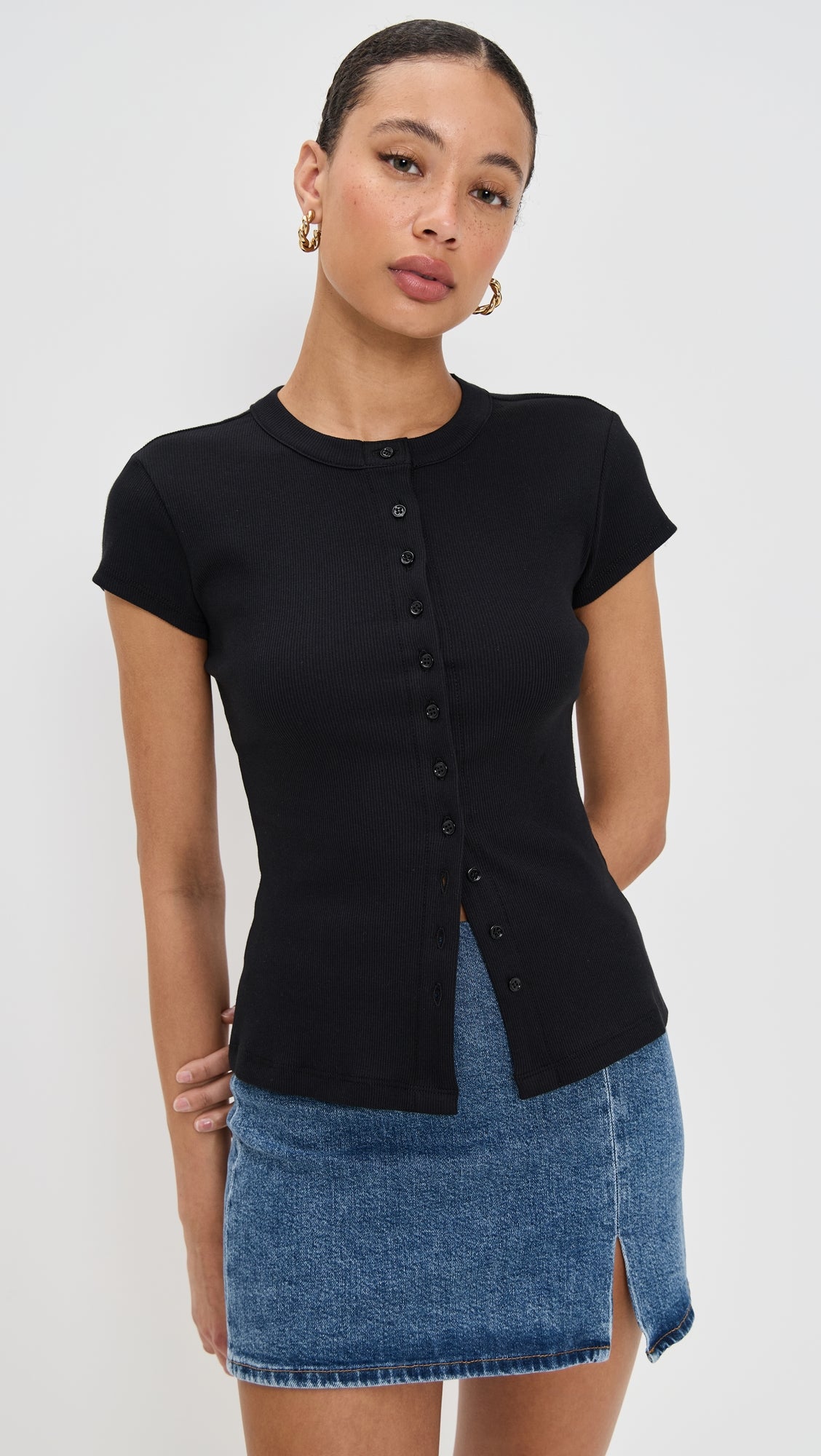Ribbed Knit Cardigan - Stylish Solid Color T-Shirt with Full-Button Front and Ribbed Detailing, Perfect for Casual Wear