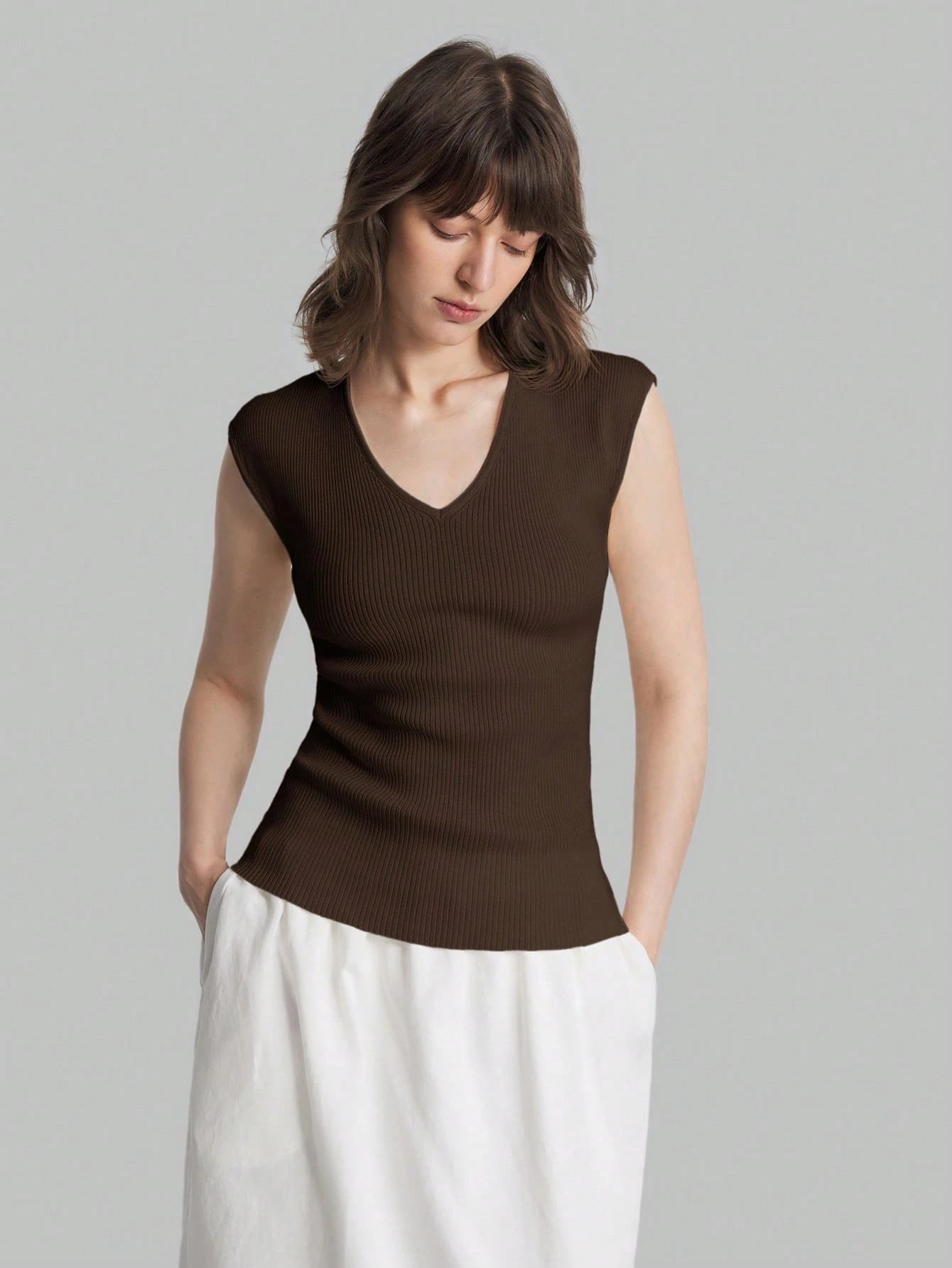 Solid Color Urban Chic Fashion Casual V-Neck Cap Sleeve Knit Blouse