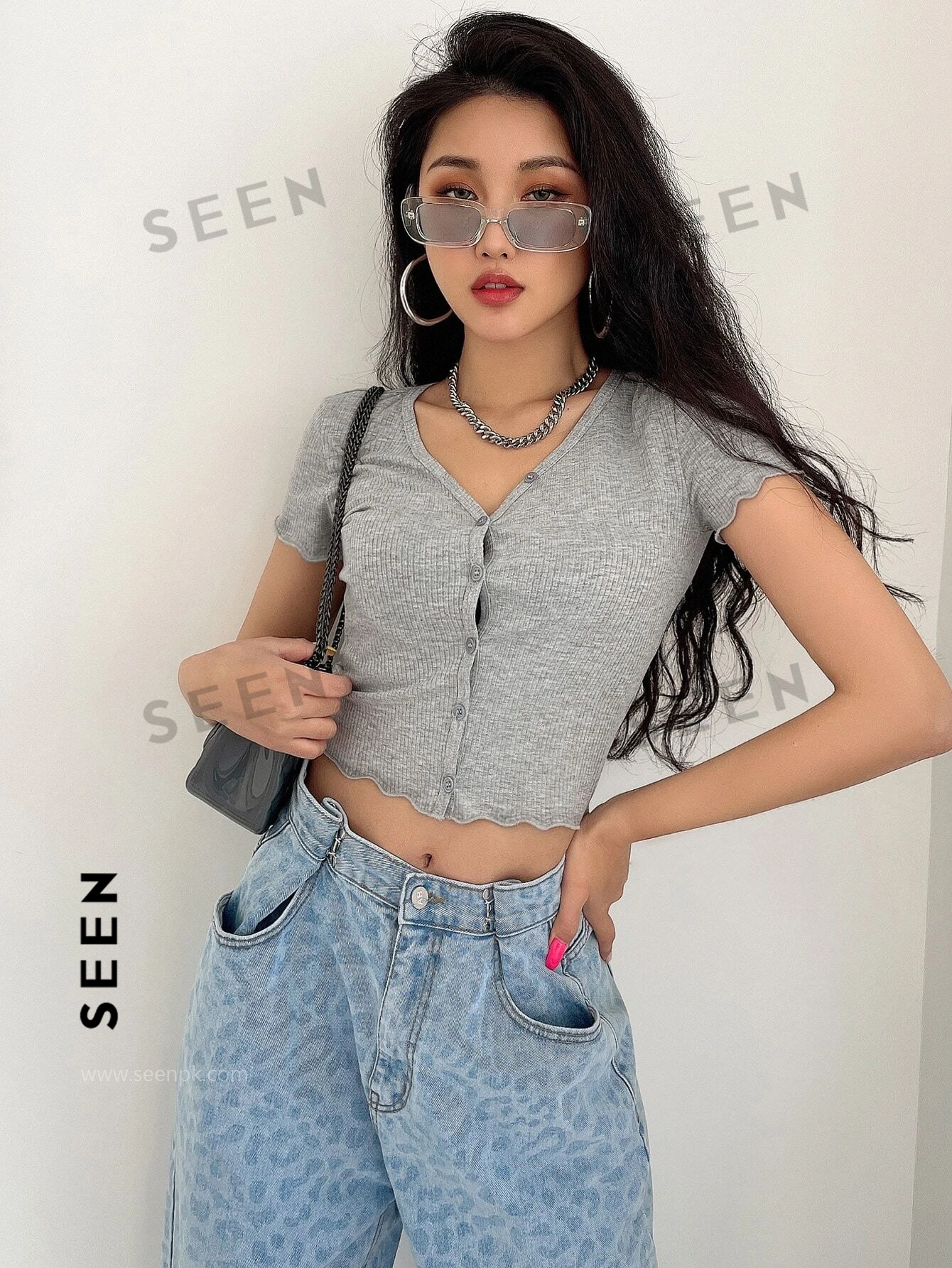 Button Front Rib-knit Crop Tee