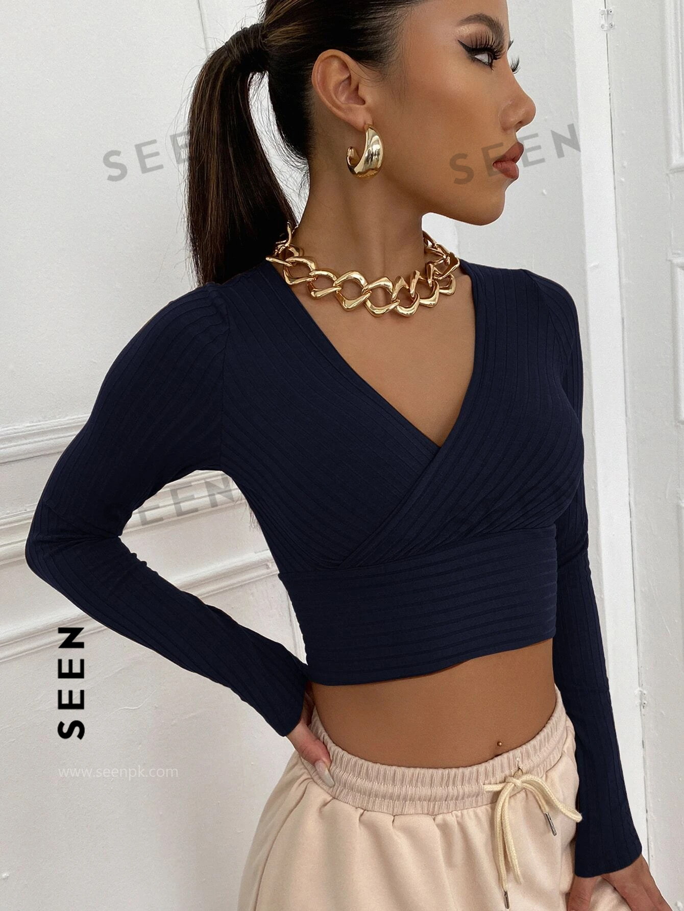 Summer Outfits Surplice Neck Rib-Knit Crop Tee