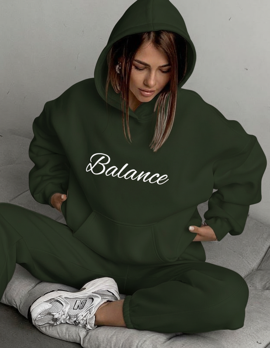 Balance Fleece Tracksuit with Oversized Hoodie and Loose Pants