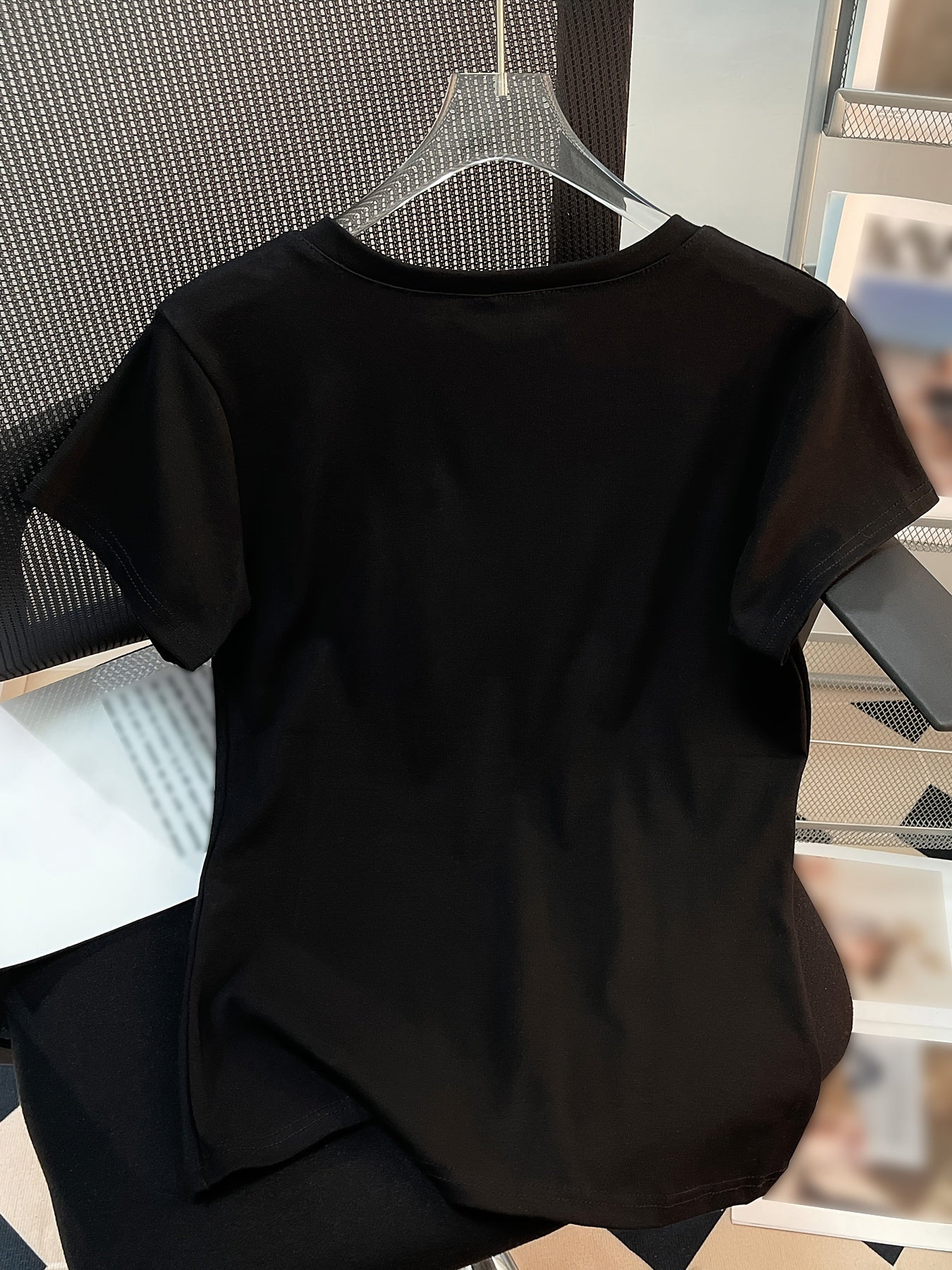 Women's Elegant V-Neck Short Sleeve T-Shirt