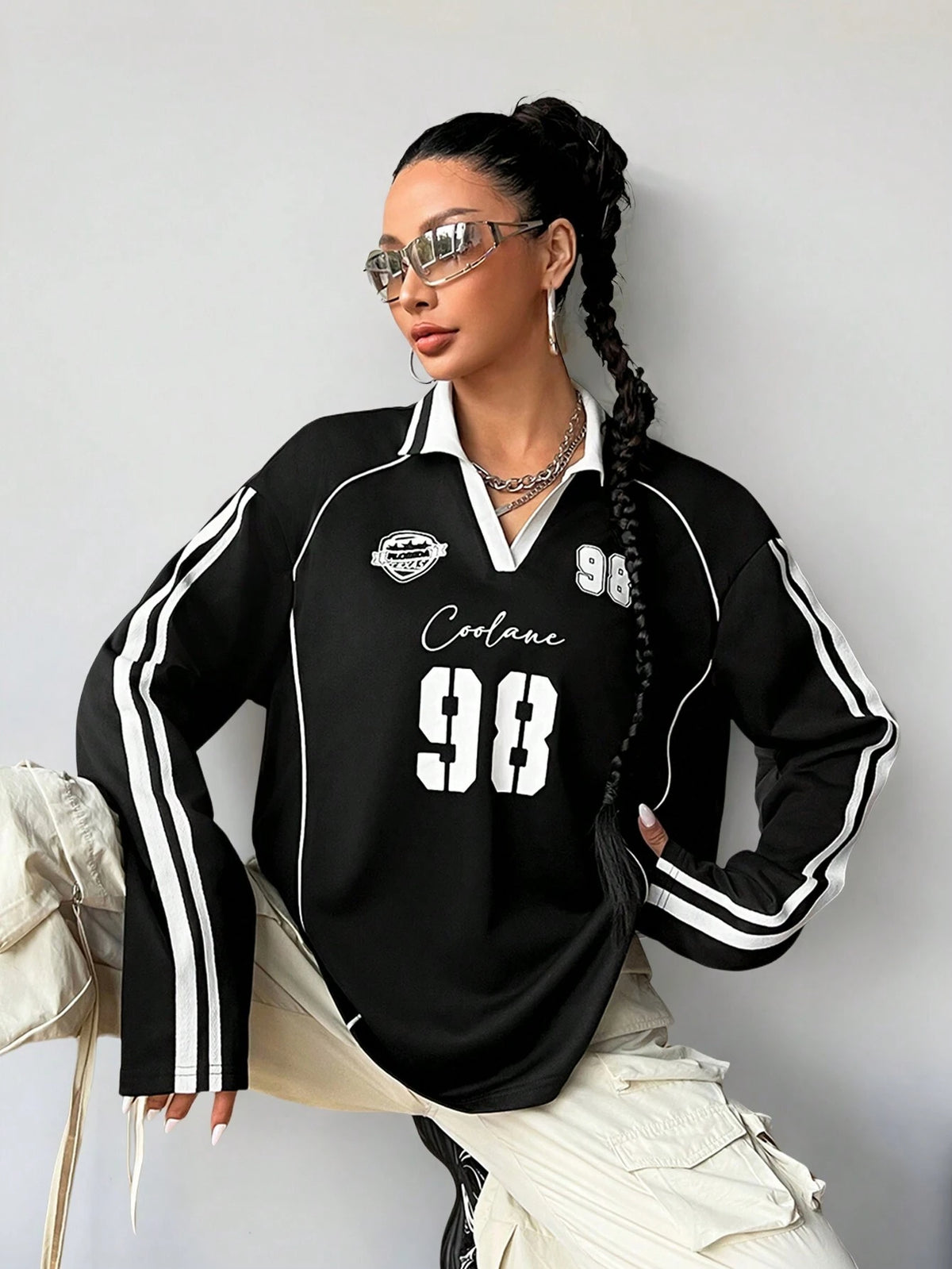 Women's Oversized V-Neck Striped Long-Sleeve Jersey T-Shirt