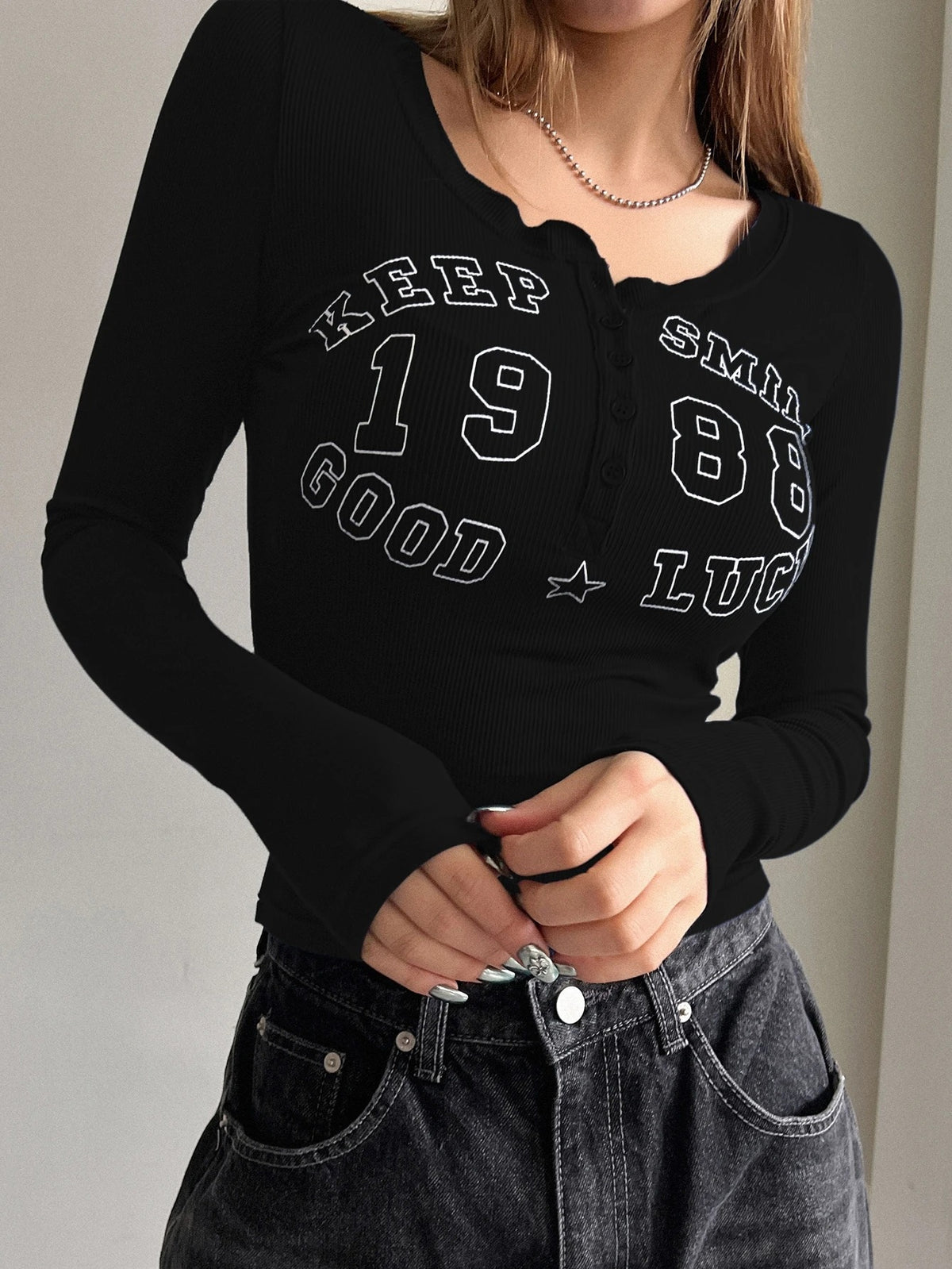Women's Letter-Print Scoop-Neck Long-Sleeve T-Shirt
