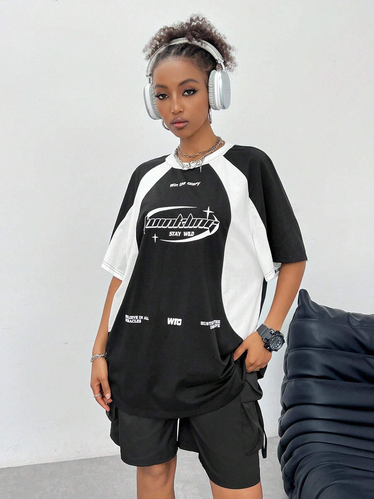 Women's Oversized Colourblock Slogan Raglan T-Shirt