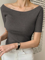 Round Neck Slim-Fit Short Sleeve Elegant T-Shirt