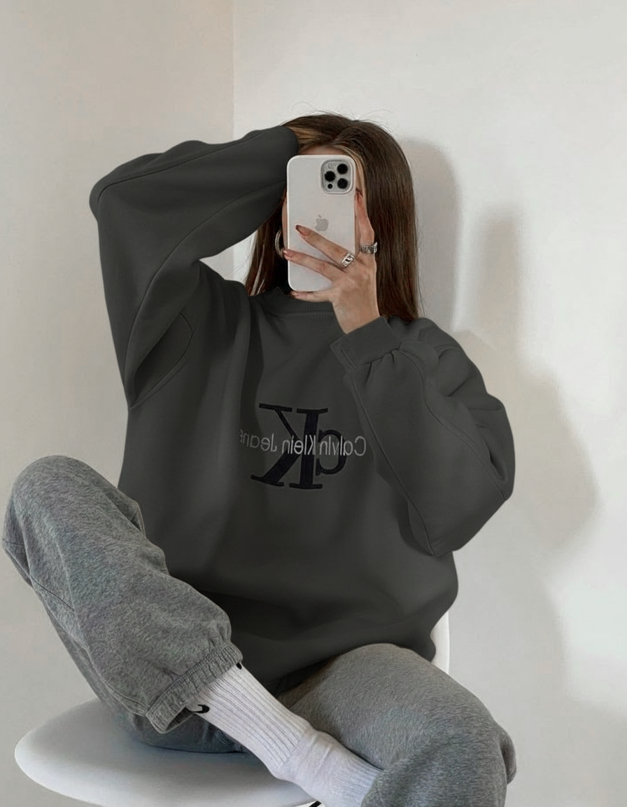 Letter Graphic Thermal Sweatshirt with Letter Print Calvin Klein Jeans Slimming Long-Sleeve Top