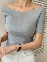 Round Neck Slim-Fit Short Sleeve Elegant T-Shirt