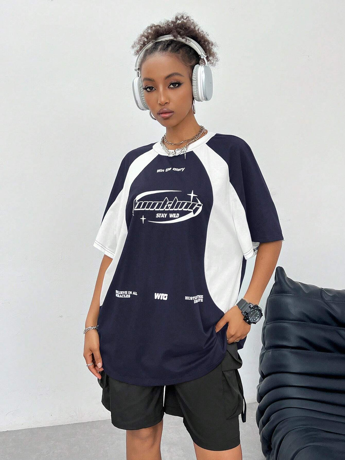 Women's Oversized Colourblock Slogan Raglan T-Shirt