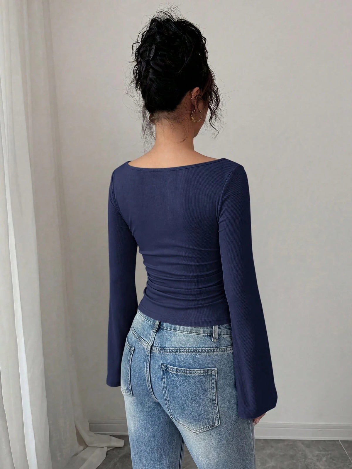 Women's Boat-Neck Ruched Bell-Sleeve Ribbed Crop Top