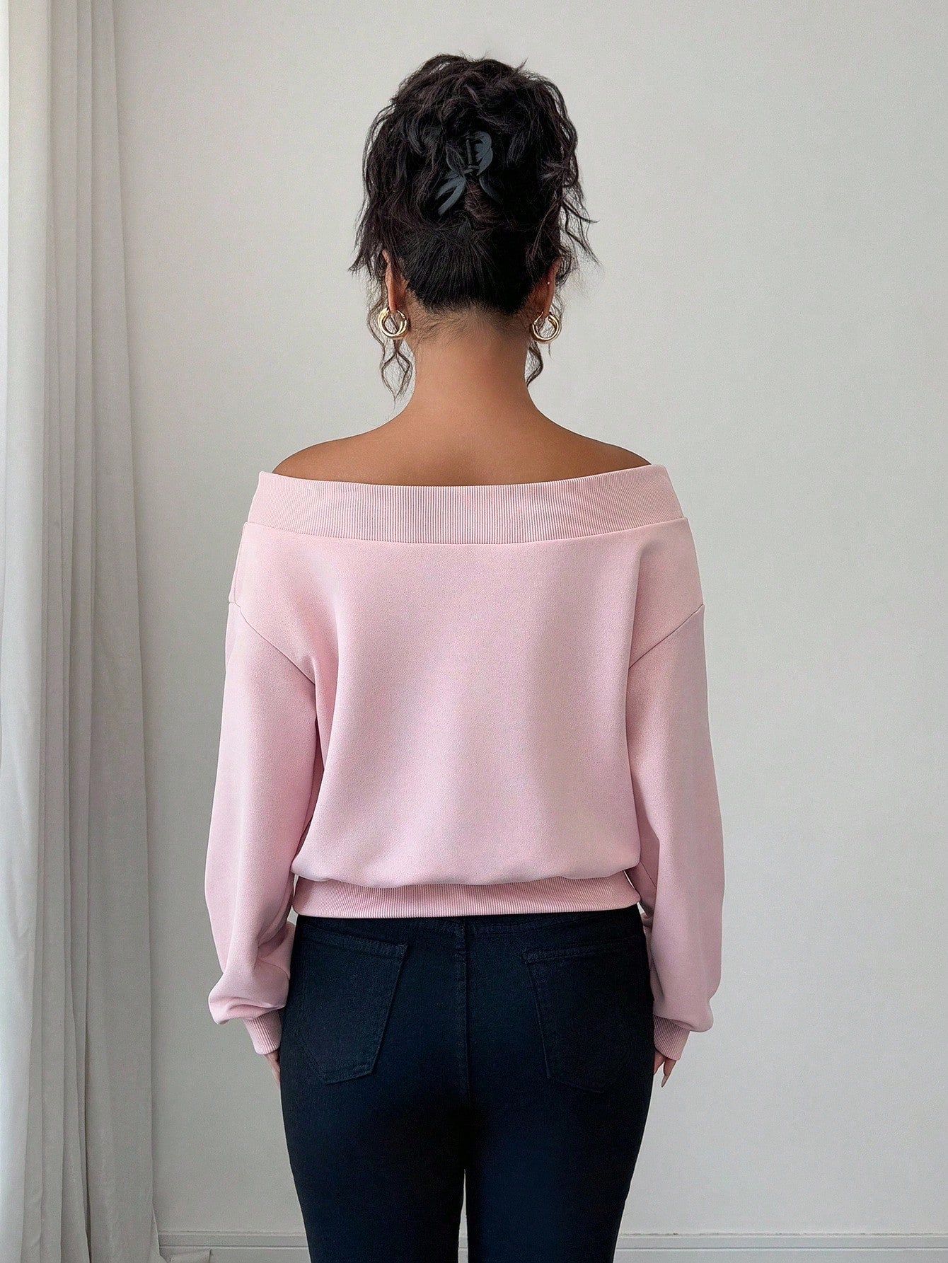 Elegant & Romantic Off-Shoulder Sweatshirt