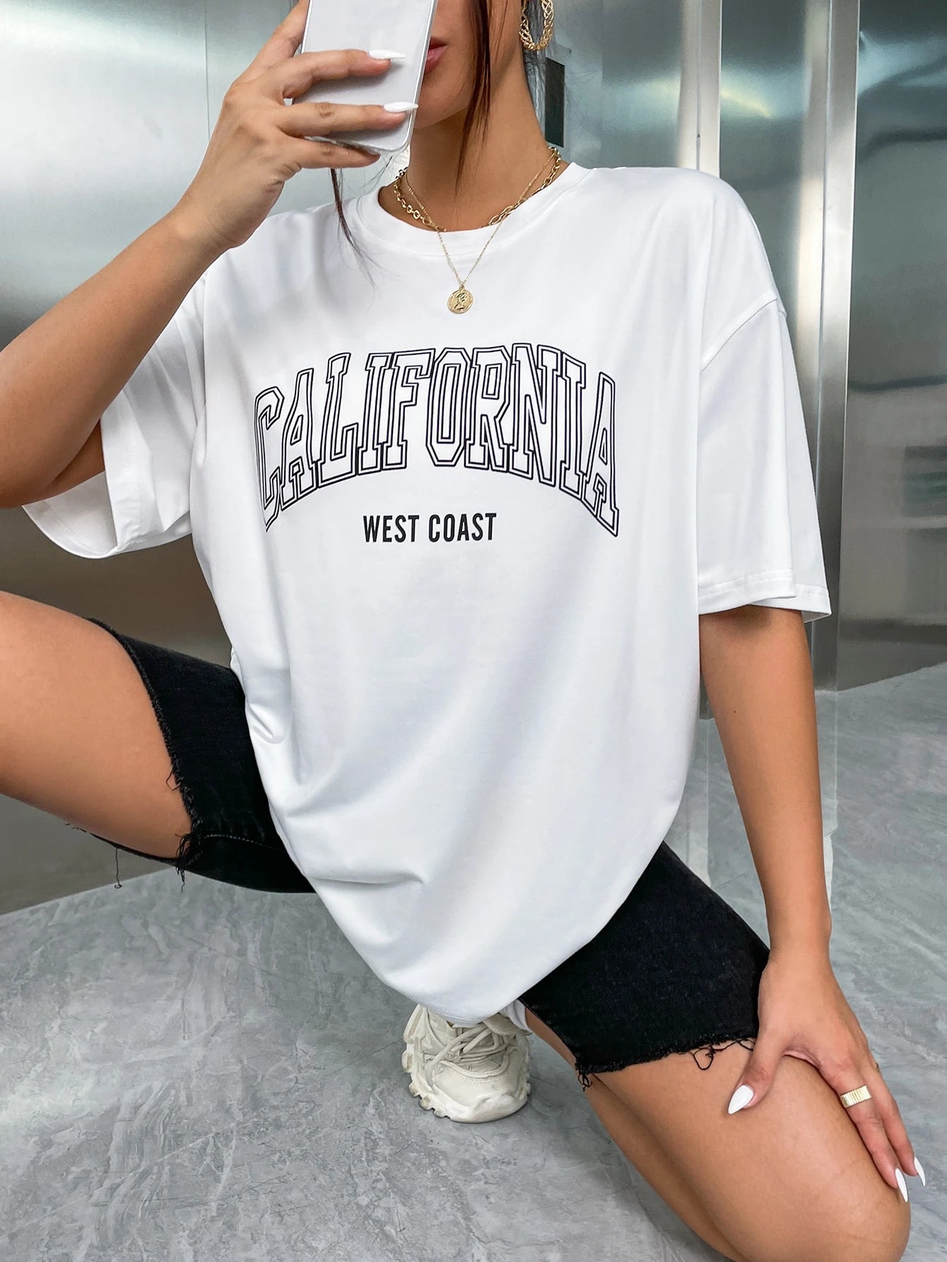 California West Coast Curved English Pattern T-Shirt Graphic Tees